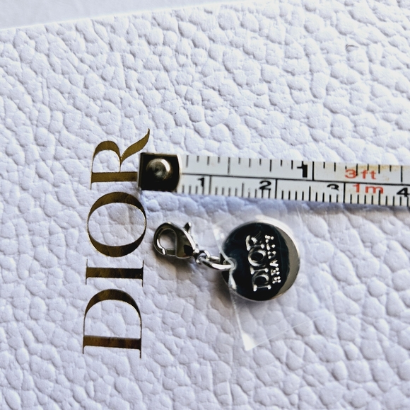 DIOR JEWELRY CASE/BOX AND CHARM - Picture 6 of 8